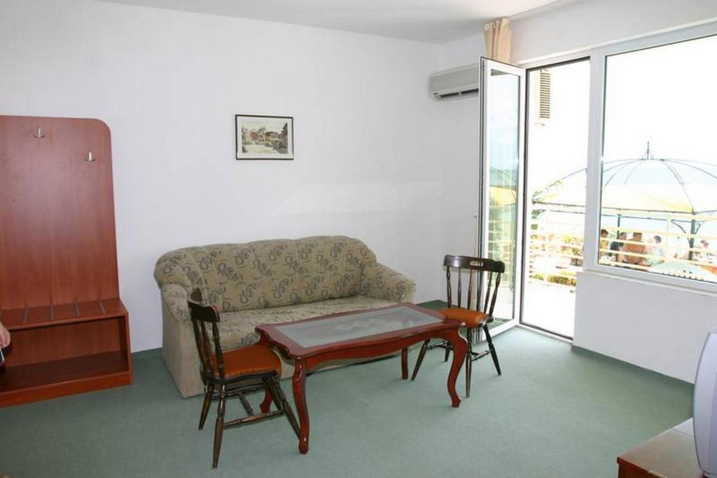 Harmony Beach Family Hotel 네세부르 객실 사진