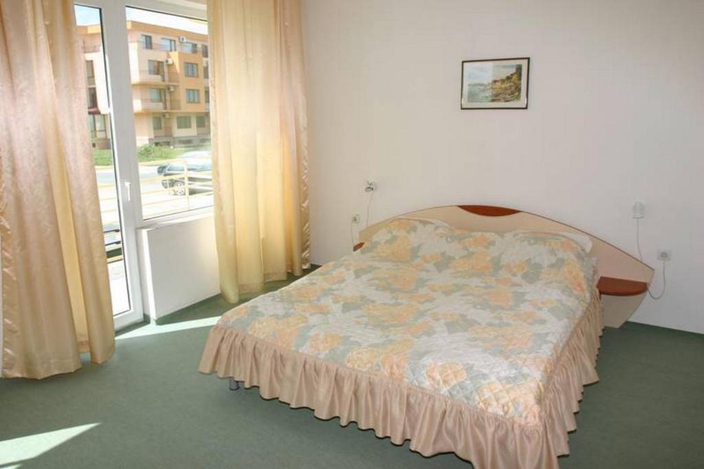 Harmony Beach Family Hotel 네세부르 객실 사진